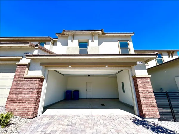$2,850 | 12476 Kings Crk Place, Las Vegas, NV 89138