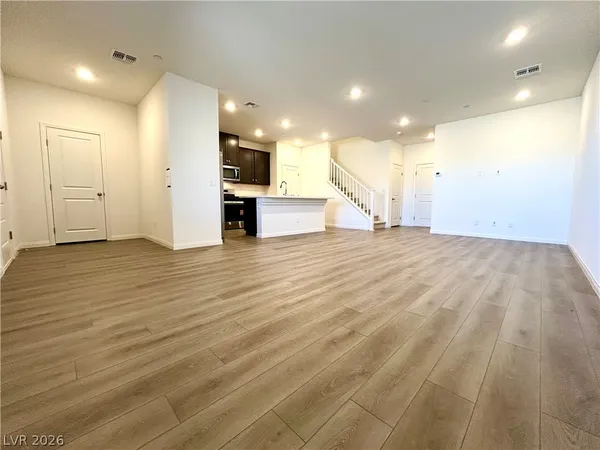 $2,850 | 12476 Kings Crk Place, Las Vegas, NV 89138