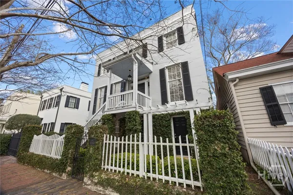 $2,500,000 | 512 Tattnall Street, Savannah, GA 31401