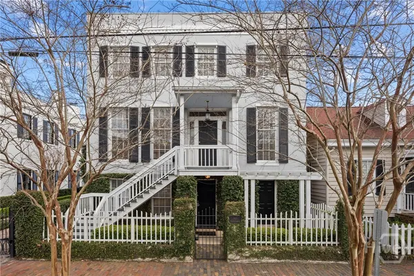 $2,500,000 | 512 Tattnall Street, Savannah, GA 31401