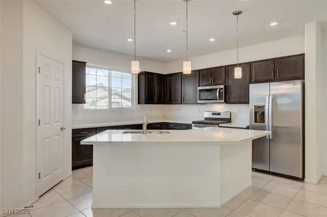 $2,800 | 1360 Cerulean Avenue, Henderson, NV 89002