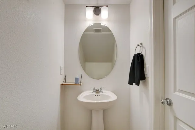 $2,800 | 1360 Cerulean Avenue, Henderson, NV 89002