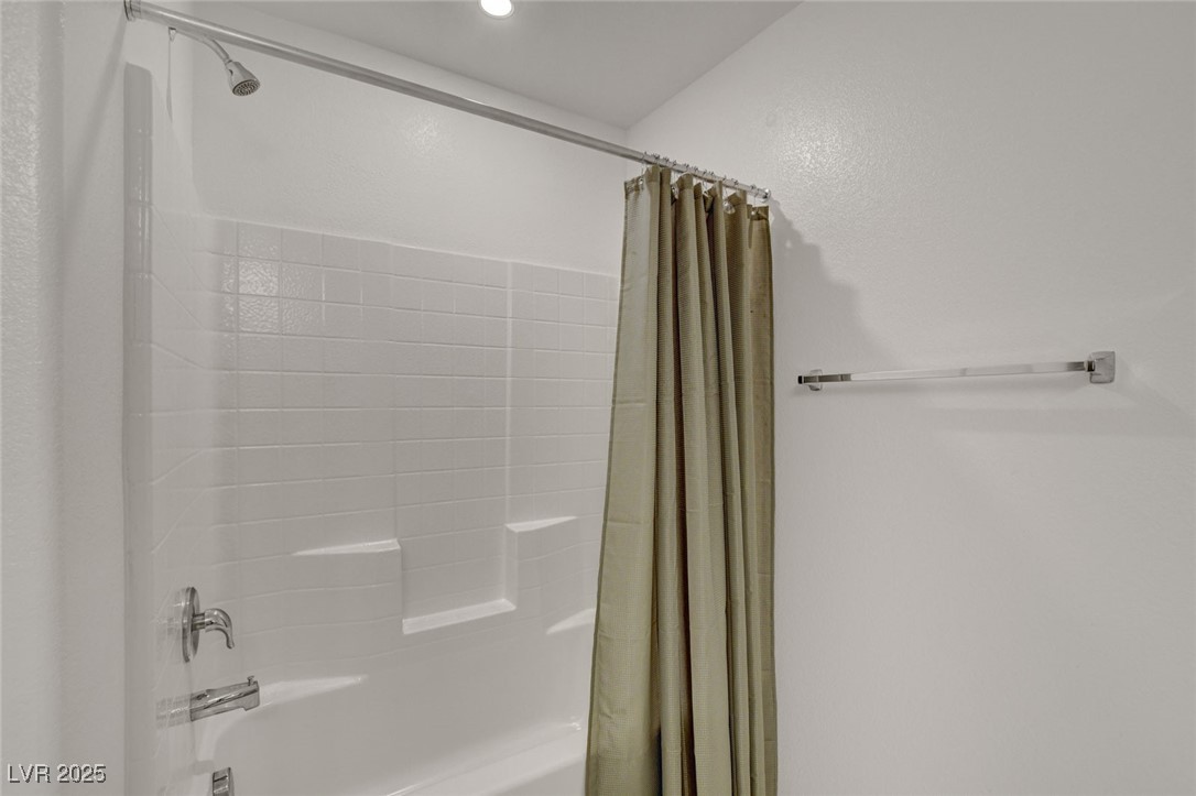 1360 Cerulean Avenue Henderson, NV 89002 - Photo 50 of 62 Full bath featuring shower / bathtub combination with curtain