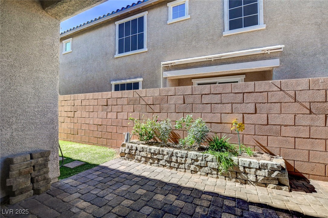 1360 Cerulean Avenue Henderson, NV 89002 - Photo 53 of 62 Fenced backyard with a patio area