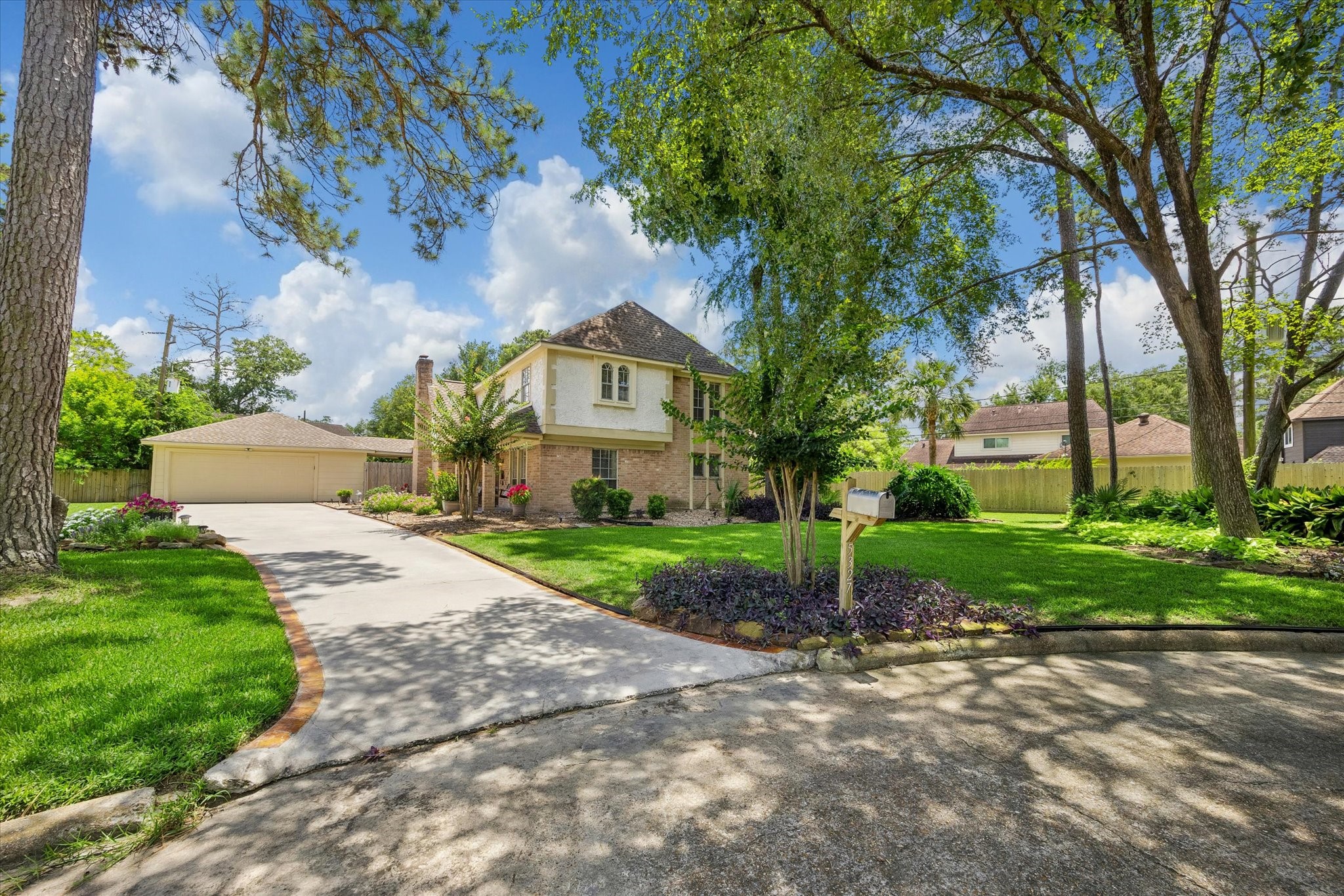 5327 Lacreek Lane Spring, TX 77379 - Photo 2 of 37