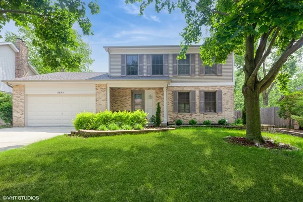 $579,900 | 8885 Dryden Street, Woodridge, IL 60517