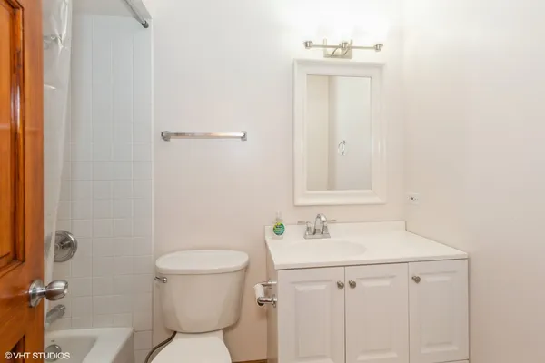 $579,900 | 8885 Dryden Street, Woodridge, IL 60517