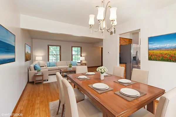 $579,900 | 8885 Dryden Street, Woodridge, IL 60517