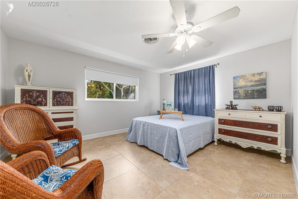 1045 Northwest Terrace Road Stuart, FL 34994 - Photo 16 of 30 Gallery Image 16
