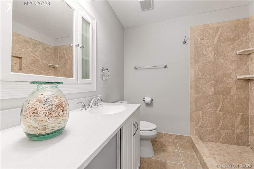 1045 Northwest Terrace Road Stuart, FL 34994 - Photo 17 of 30 Gallery Image 17