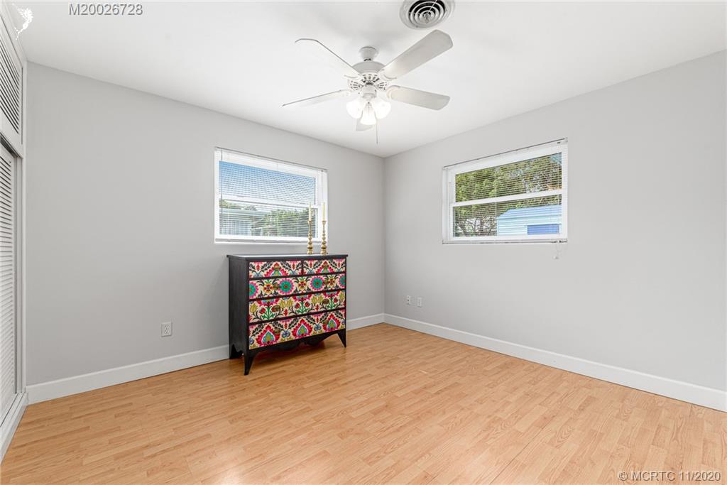 1045 Northwest Terrace Road Stuart, FL 34994 - Photo 18 of 30 Gallery Image 18