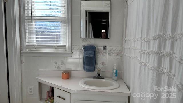 109 Delmar Road Shelby, NC 28152 - Photo 7 of 16 a bathroom with a sink and a mirror