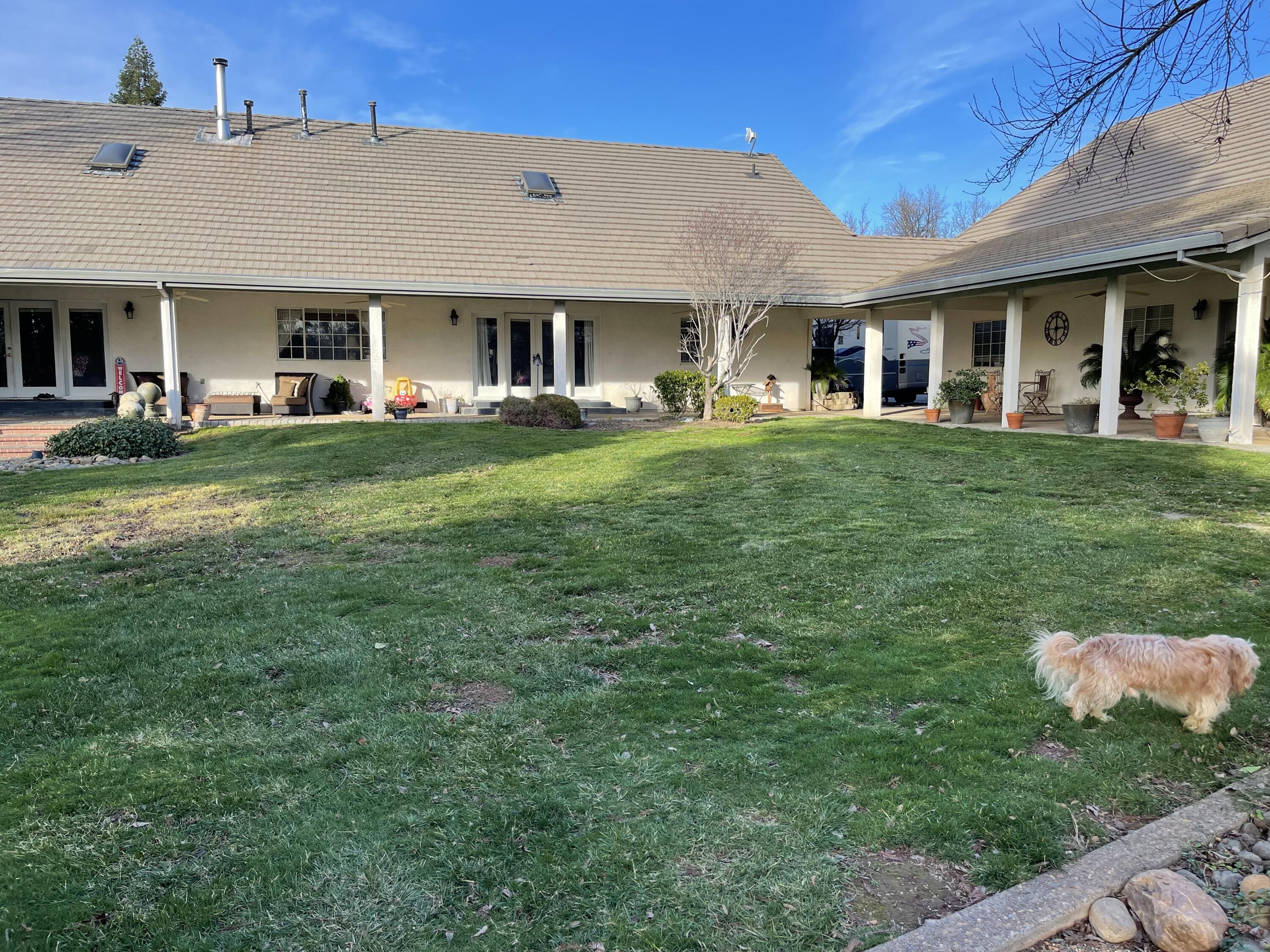 8183 Whispering Oaks Road Redding, CA 96002 - Photo 8 of 49 260163A4-985D-46CF-854C-45374407DA0C