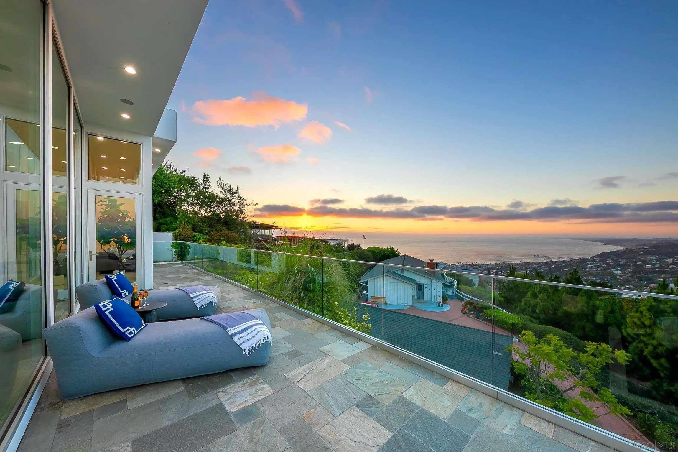 7256 Rue Michael La Jolla, CA 92037 - Photo 23 of 75