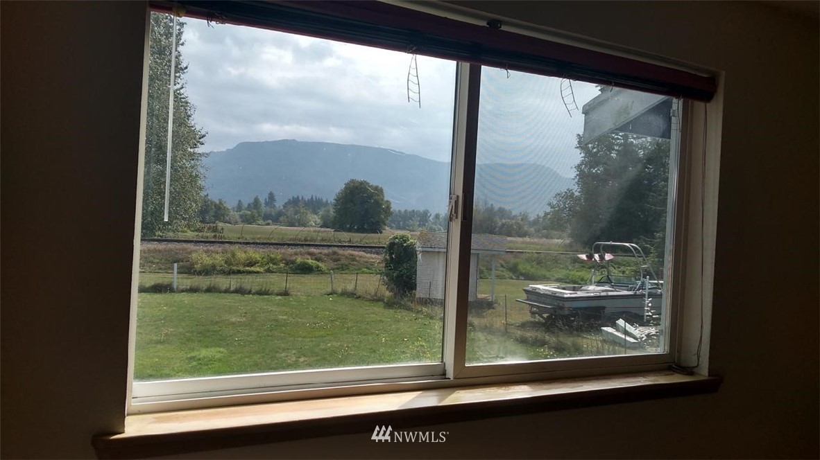 1106 Nooksack Road Nooksack, WA 98276 - Photo 14 of 25