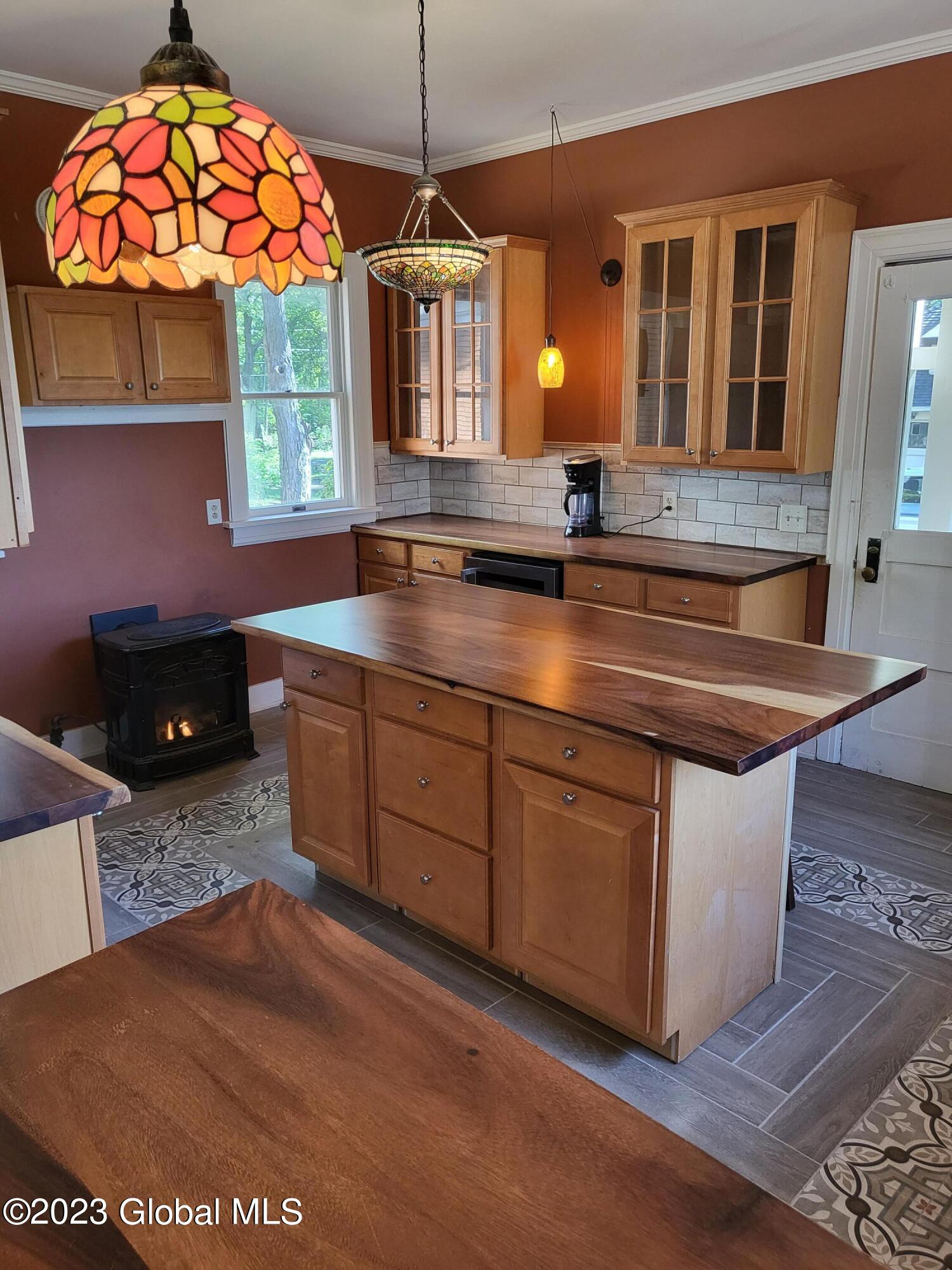 1142 Avon Road Schenectady, NY 12308 - Photo 23 of 61 20230920_144414
