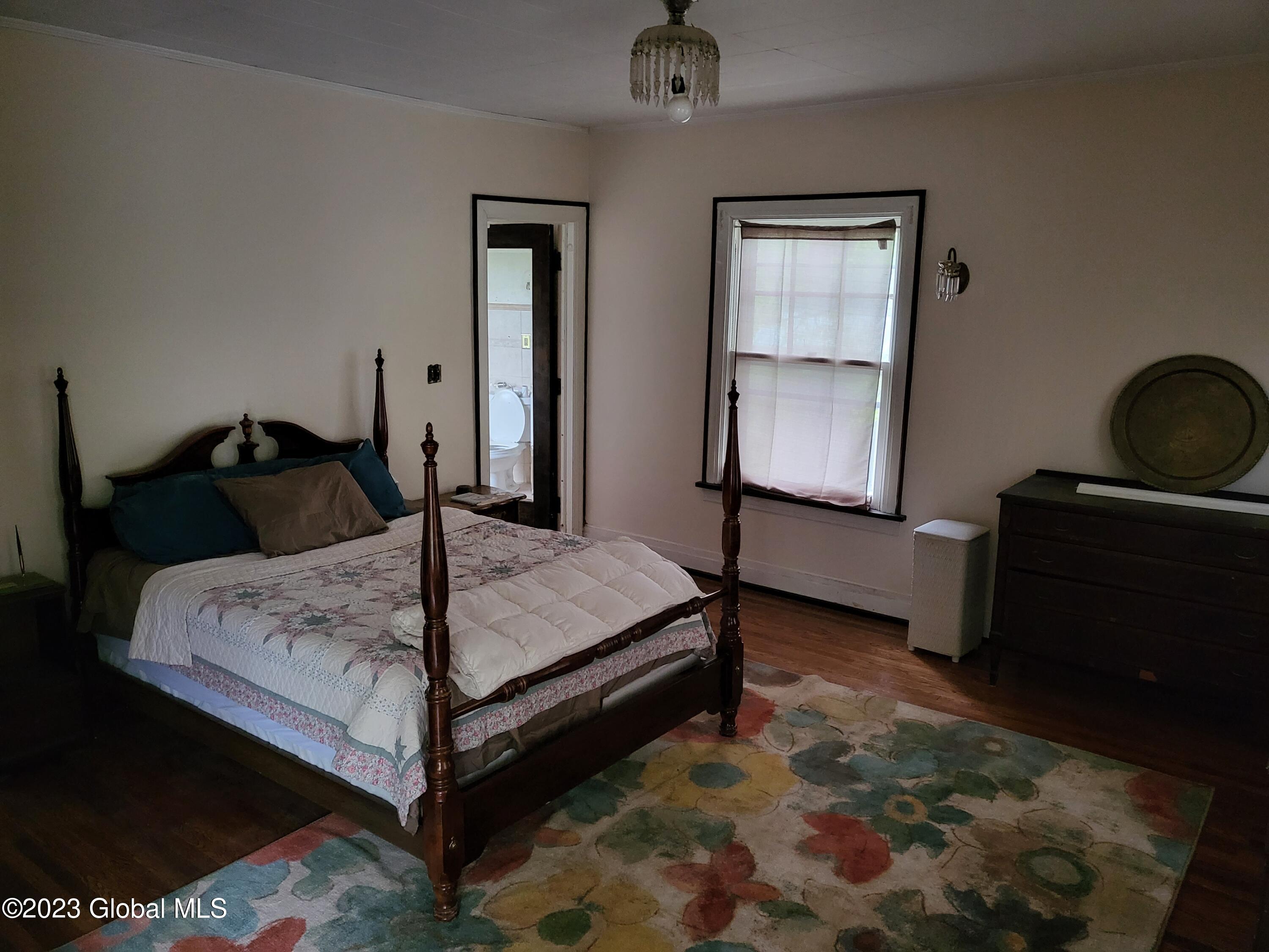 1142 Avon Road Schenectady, NY 12308 - Photo 48 of 61 20230428_183716
