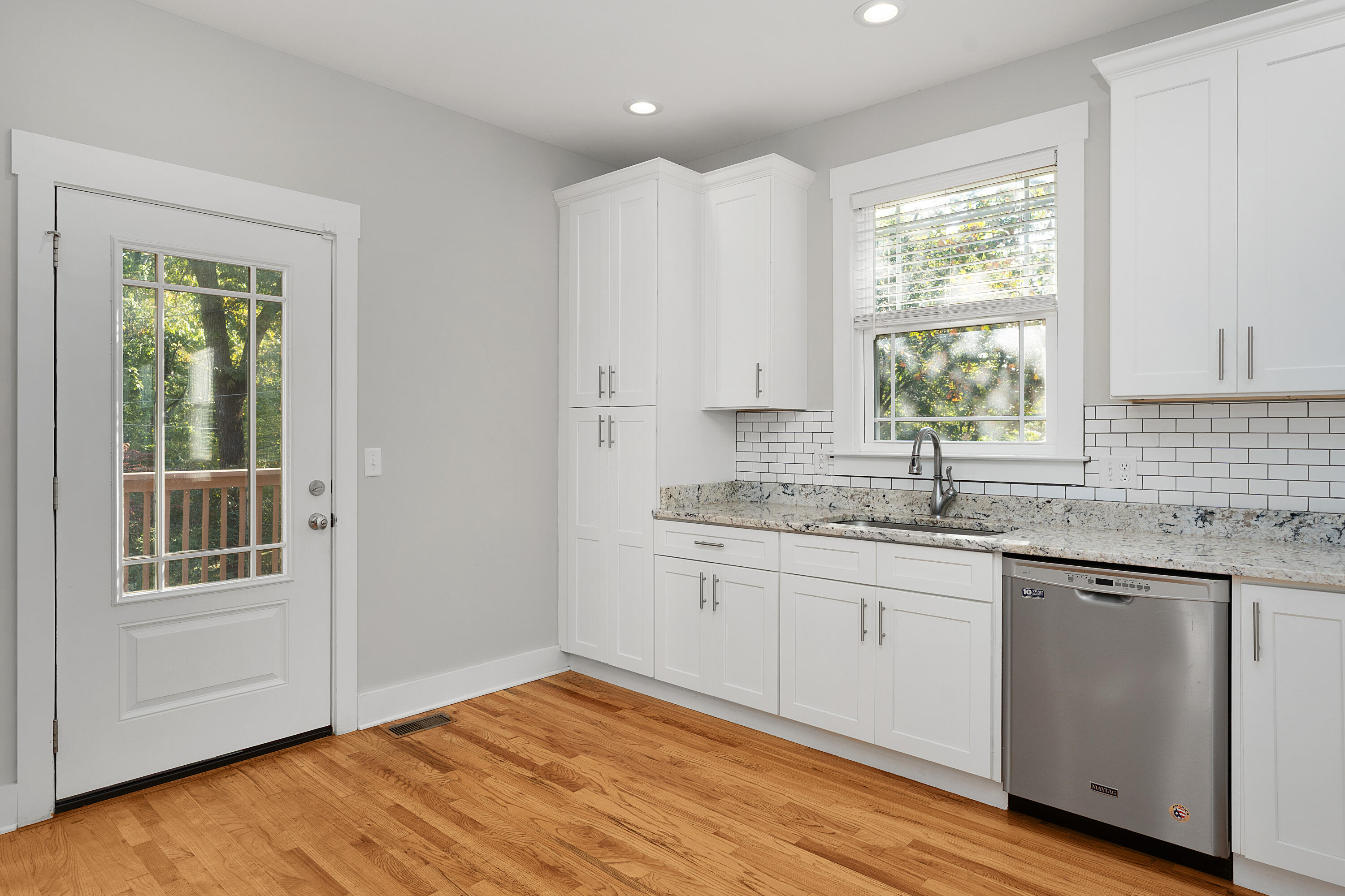 602 Paragon Drive Chattanooga, TN 37415 - Photo 13 of 47 30 - 602 Paragon Drive - Main Level