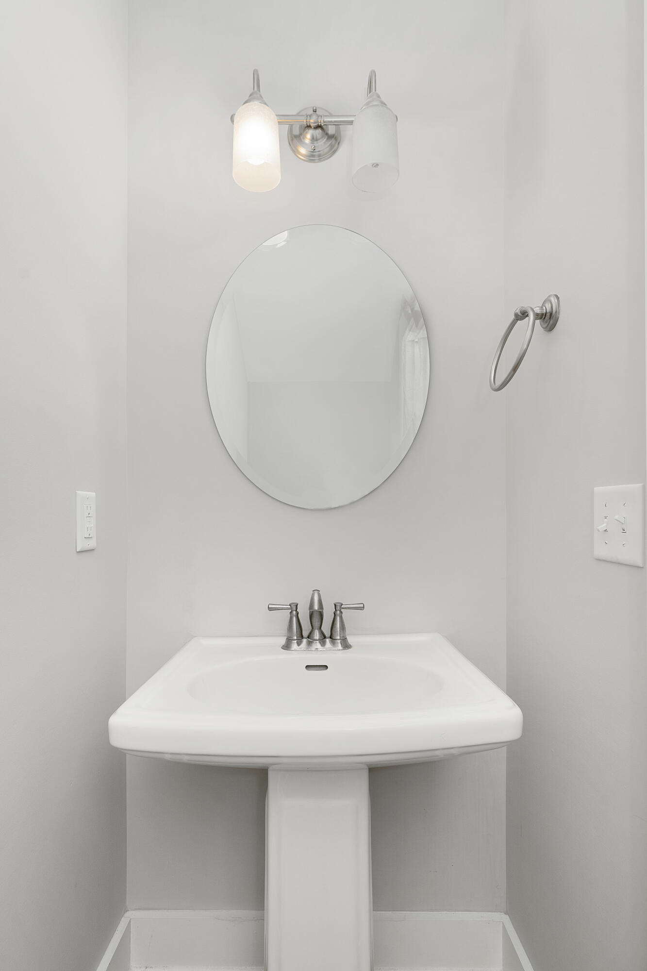 602 Paragon Drive Chattanooga, TN 37415 - Photo 15 of 47 32 - 602 Paragon Drive - Main Level