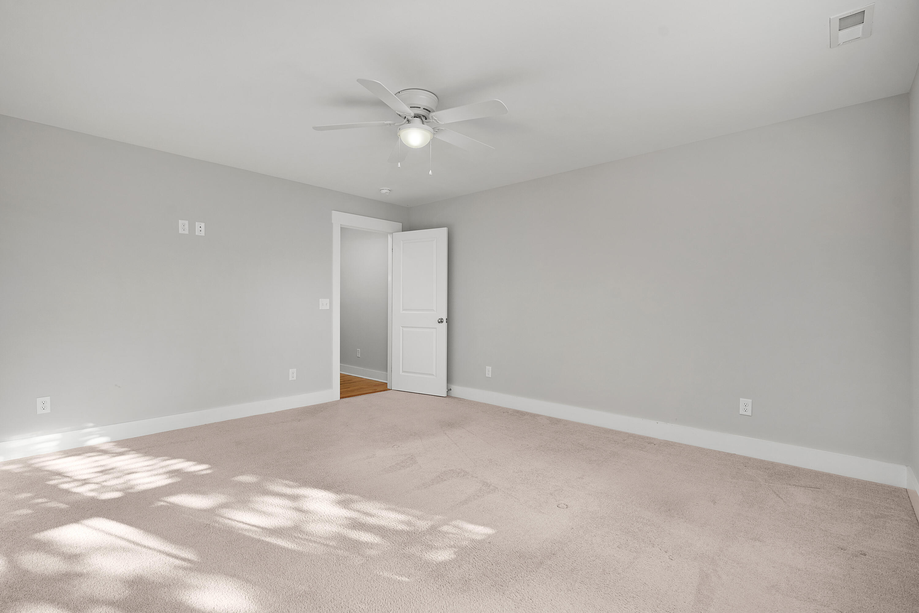 602 Paragon Drive Chattanooga, TN 37415 - Photo 25 of 47 41 - 602 Paragon Drive - Upstairs