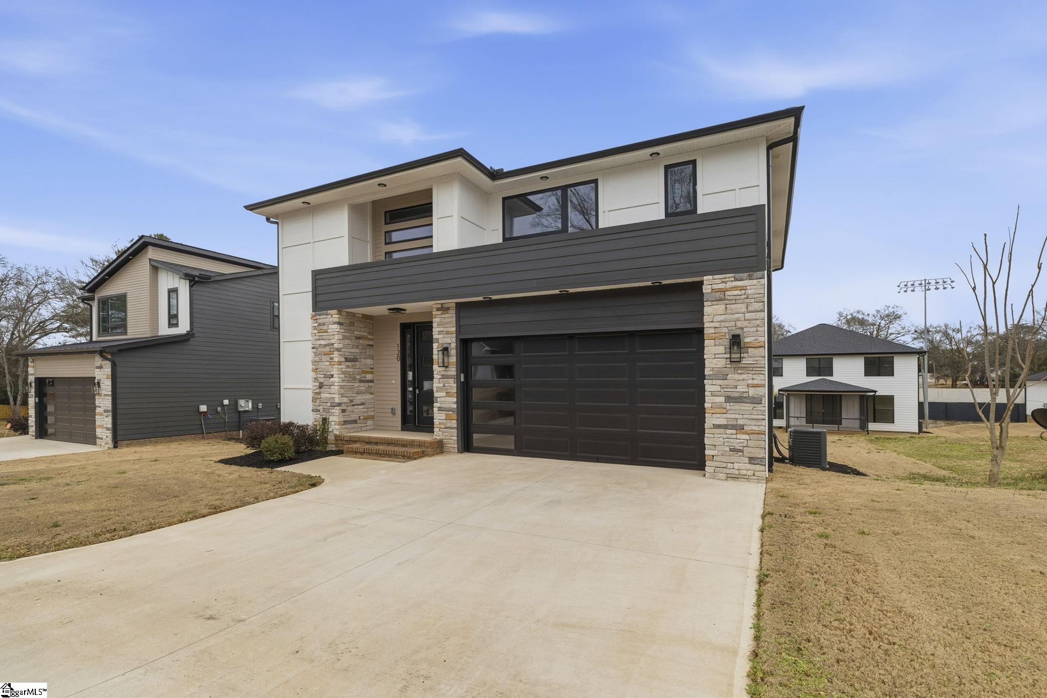 120 Morrow Street Greer, SC 29650 - Photo 3 of 30