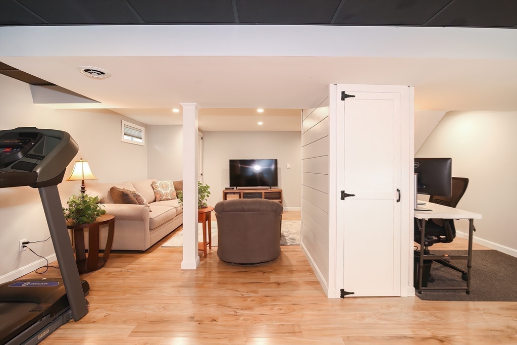 22 Ridgewood Drive Sandwich, MA 02537 - Photo 33 of 41 Gallery Image 33