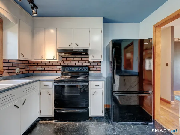 $379,900 | 13 Litchfield Avenue, Killingly, CT 06263