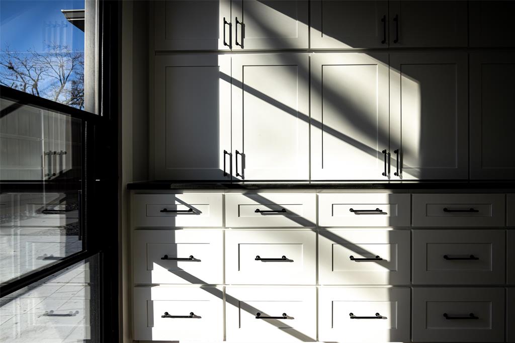 4737 Sugar Mill Road Dallas, TX 75244 - Photo 12 of 40 Extra Kitchen Storage