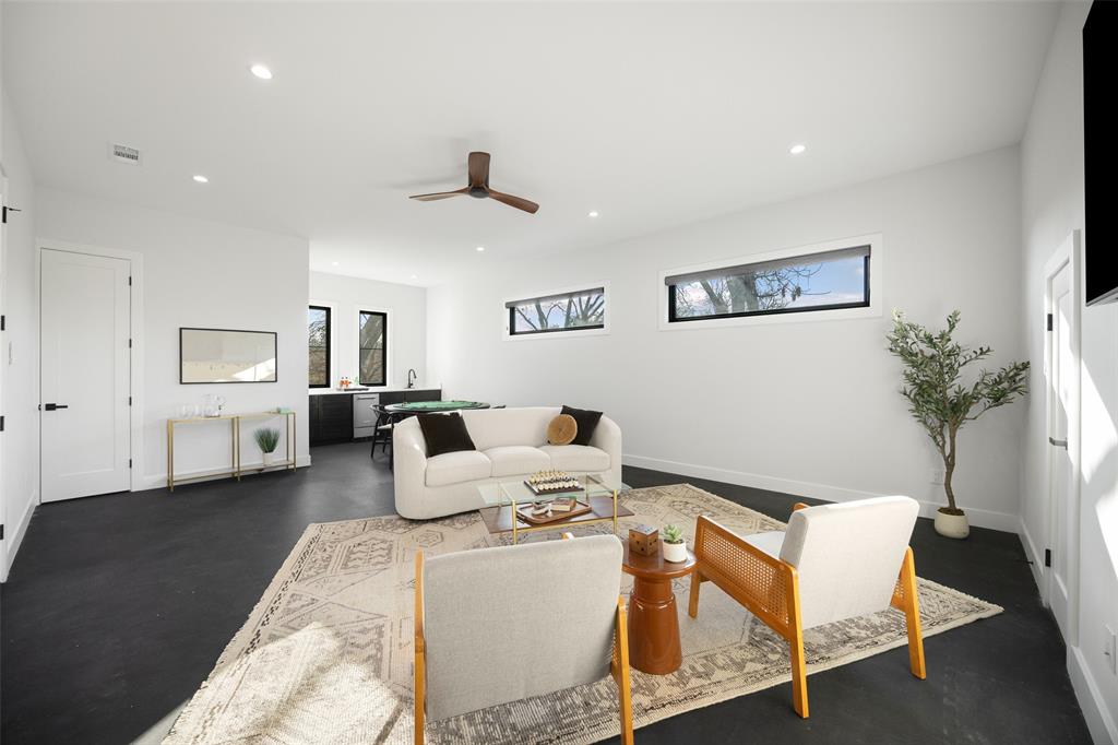 4737 Sugar Mill Road Dallas, TX 75244 - Photo 30 of 40 Upstairs Bonus Room with Sink and Ice Maker