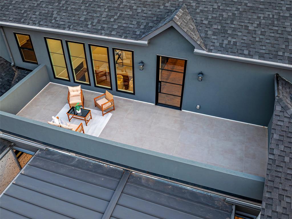 4737 Sugar Mill Road Dallas, TX 75244 - Photo 33 of 40 Expansive Upstairs Balcony