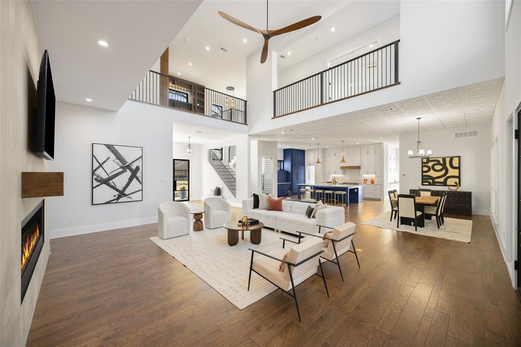 4737 Sugar Mill Road Dallas, TX 75244 - Photo 5 of 40