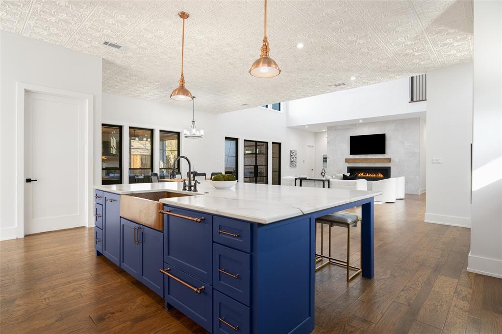 4737 Sugar Mill Road Dallas, TX 75244 - Photo 8 of 40