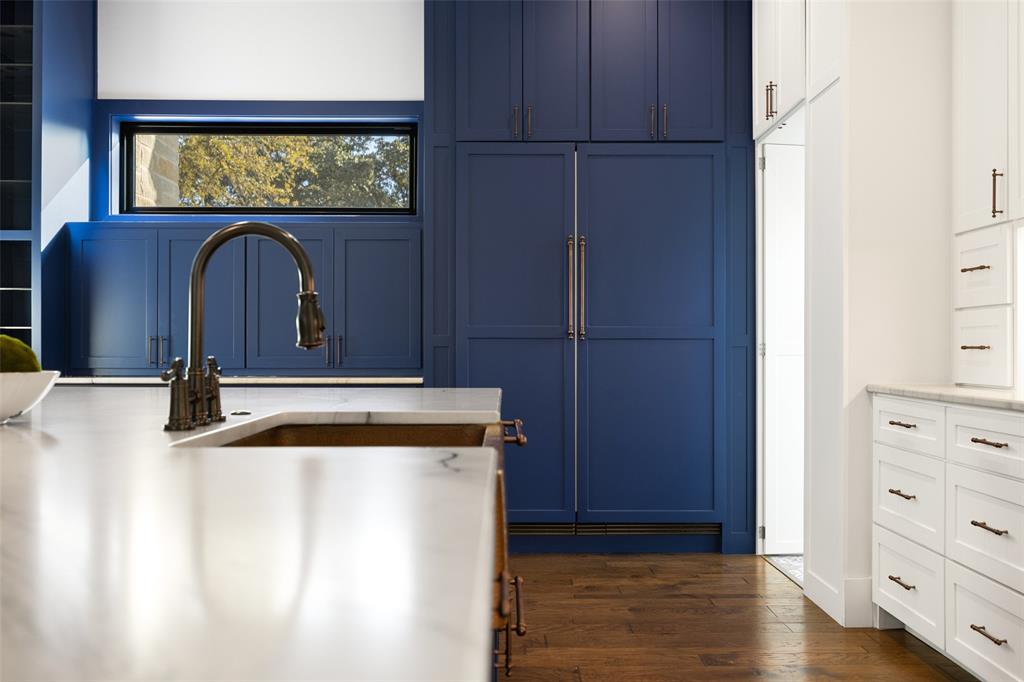 4737 Sugar Mill Road Dallas, TX 75244 - Photo 9 of 40