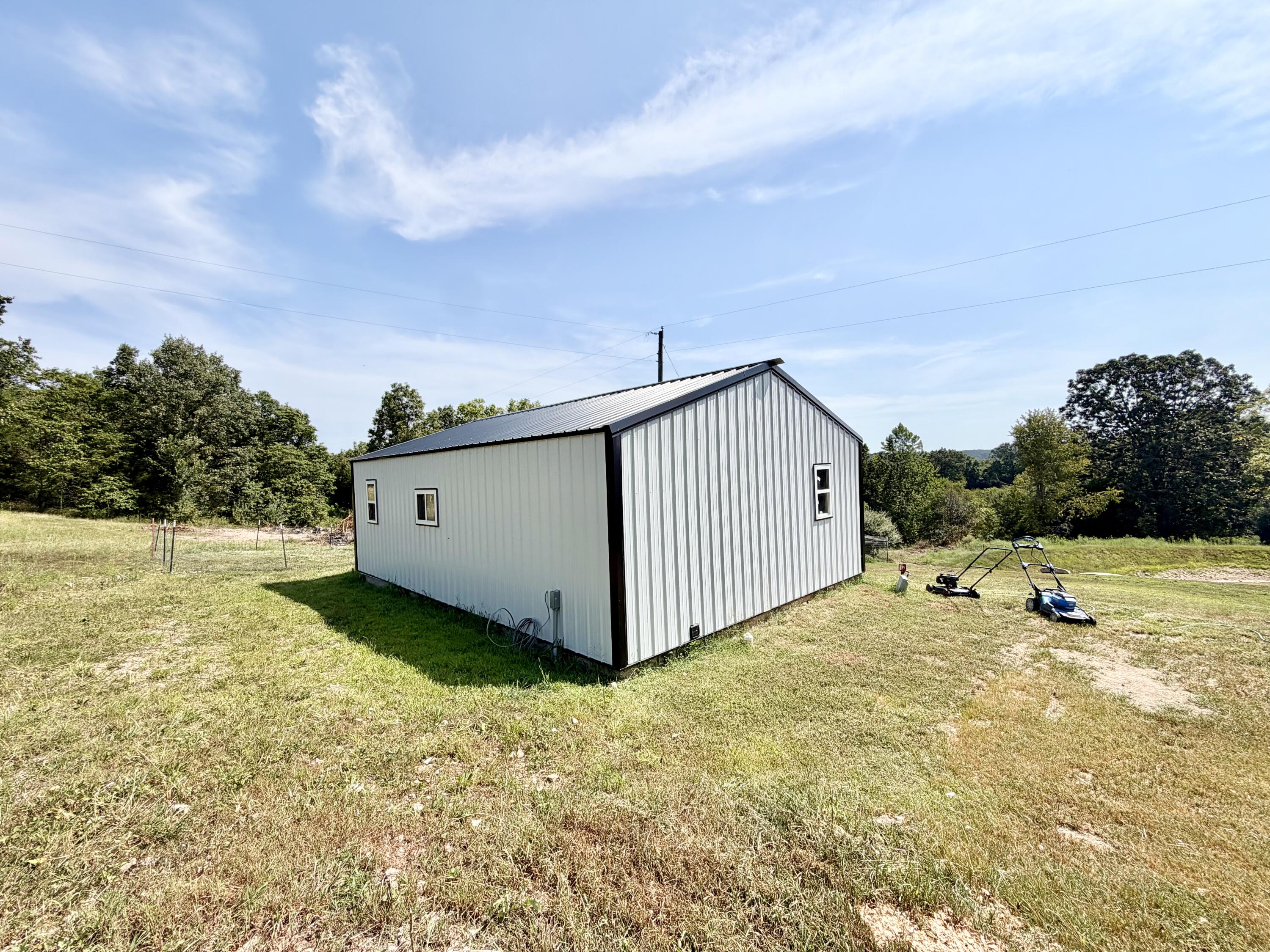 3494 Spence School Road Mansfield, MO 65704 - Photo 4 of 31 Back of home