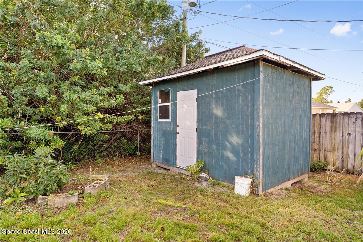 1534 Goyer Road Southeast Palm Bay, FL 32909 - Photo 21 of 23 Shed