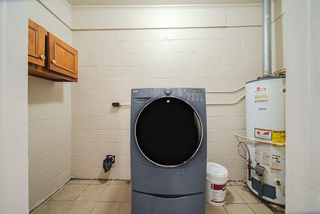 3009 Plantation Road Columbus, GA 31903 - Photo 12 of 13 a bathroom with a toilet and a sink