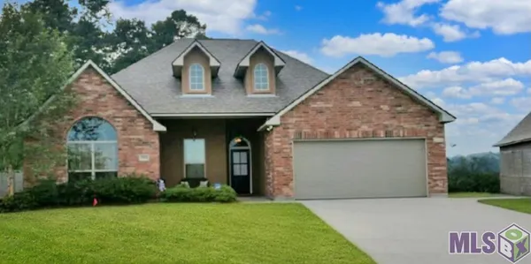 $303,800 | 13626 Cantebury Avenue, Denham Springs, LA 70726