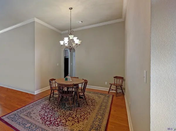 $303,800 | 13626 Cantebury Avenue, Denham Springs, LA 70726