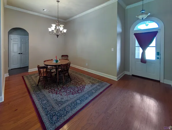 $303,800 | 13626 Cantebury Avenue, Denham Springs, LA 70726