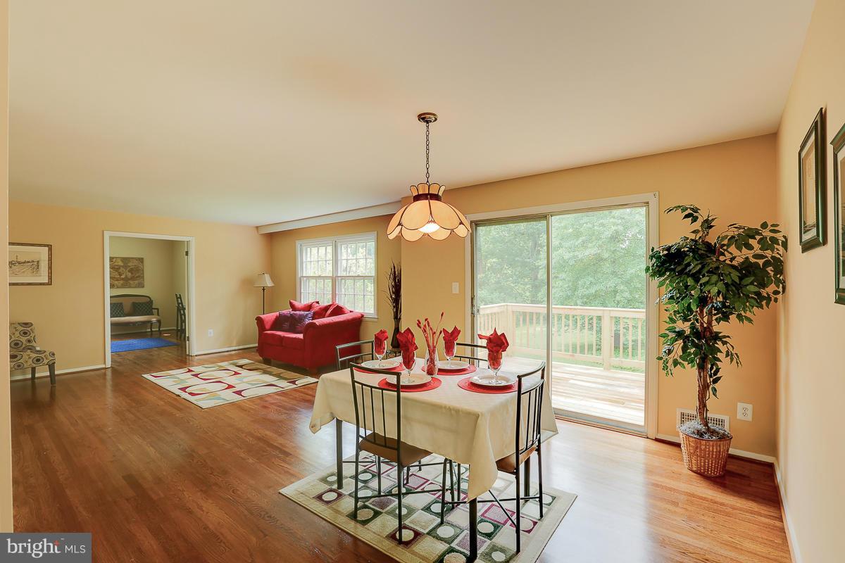 228 Tidyman Road Reisterstown, MD 21136 - Photo 7 of 27 Dining Room