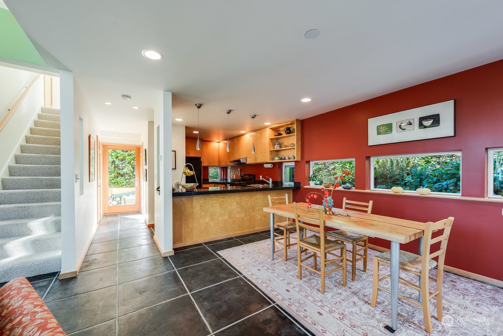 3699 Saratoga Road Langley, WA 98260 - Photo 10 of 30 Gallery Image 10