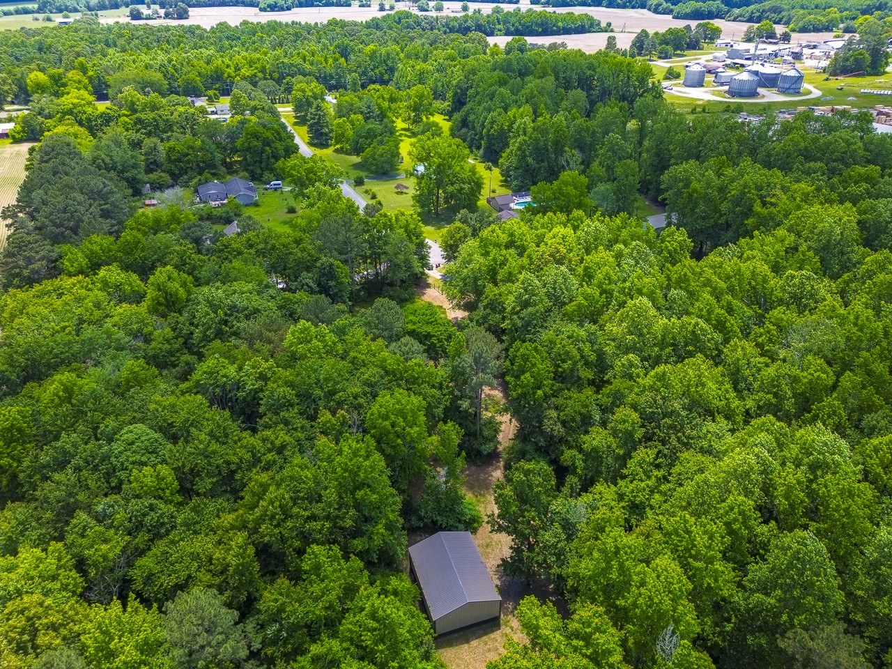23 Grassy Branch Road Flintville, TN 37335 - Photo 19 of 24 a view of a house with a yard
