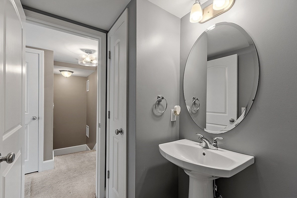 311 Littleton Road, Unit 20 Chelmsford, MA 01824 - Photo 18 of 30