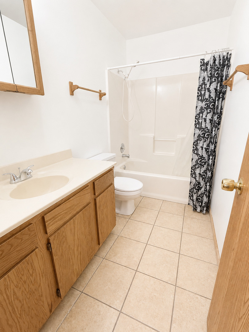 2050 Coltonville Road, Unit 2050 Sycamore, IL 60178 - Photo 10 of 10