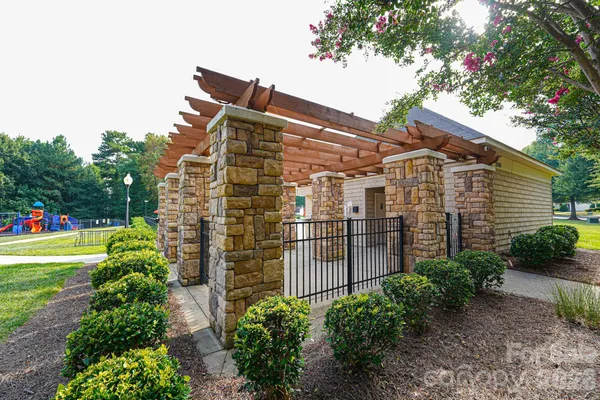 $525,000 | 3208 Bur Oak Drive, Gastonia, NC 28056
