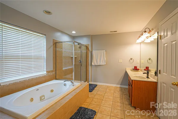 $525,000 | 3208 Bur Oak Drive, Gastonia, NC 28056