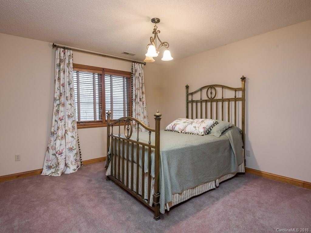 36 Fox Ridge Drive Fletcher, NC 28732 - Photo 19 of 35 Gallery Image 19