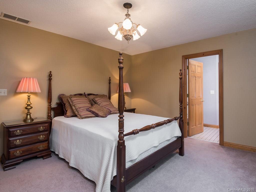 36 Fox Ridge Drive Fletcher, NC 28732 - Photo 20 of 35 Gallery Image 20