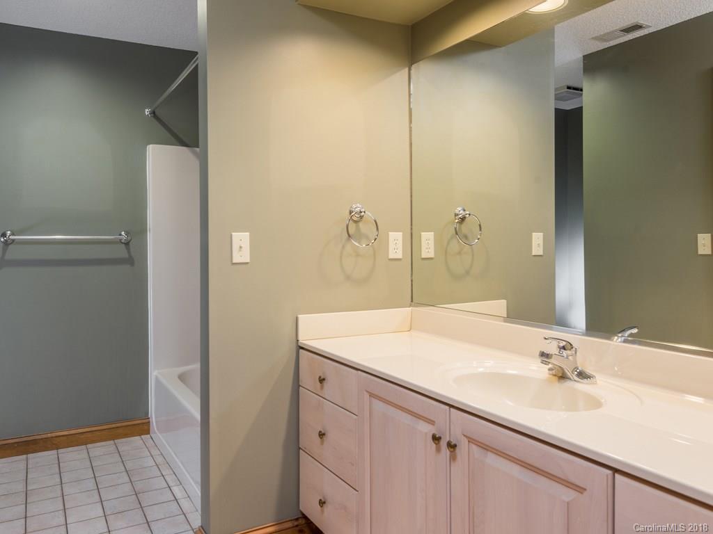36 Fox Ridge Drive Fletcher, NC 28732 - Photo 22 of 35 Gallery Image 22
