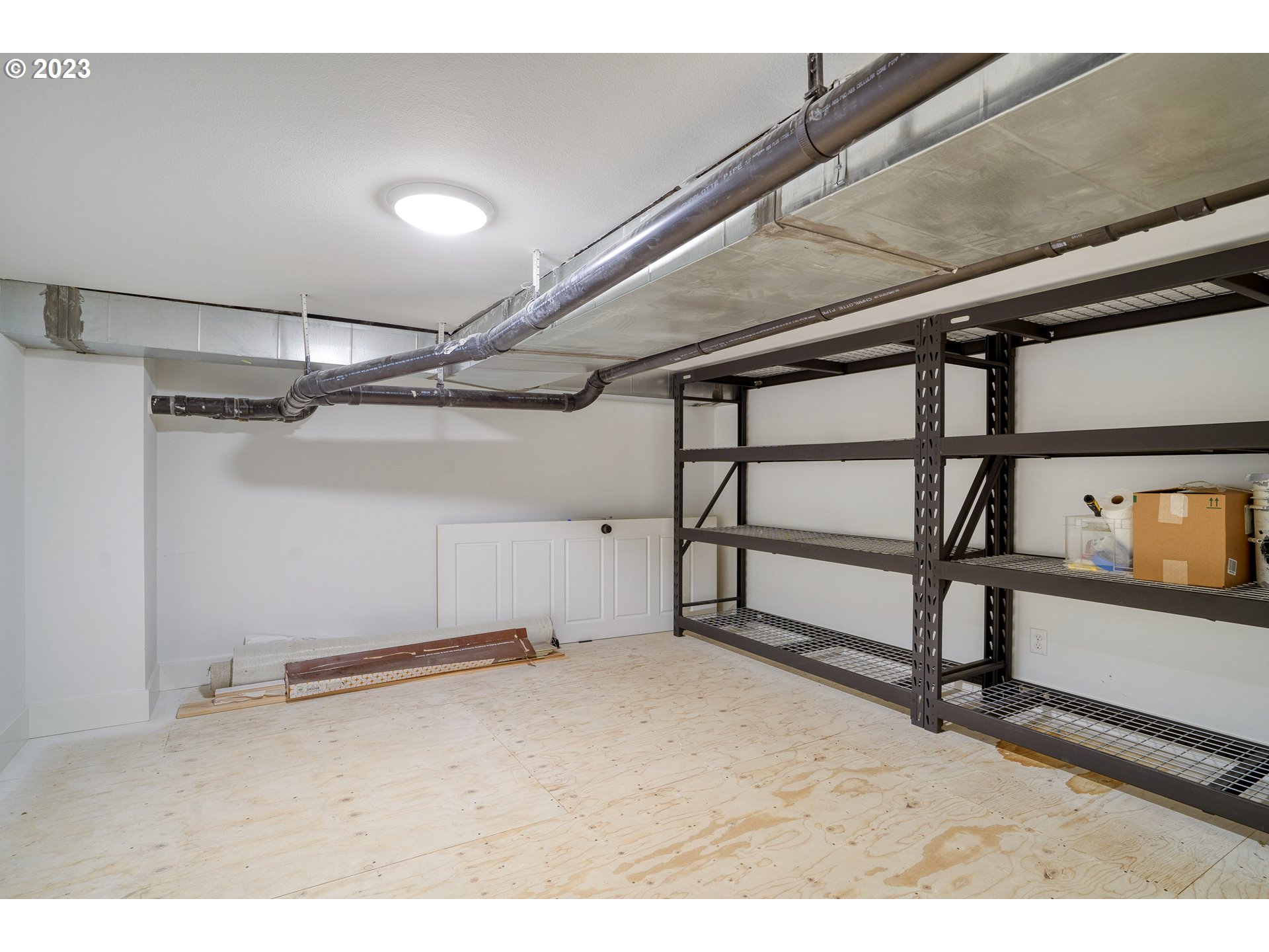 3917 Southwest Stephenson Street Portland, OR 97219 - Photo 32 of 34 a view of an empty room